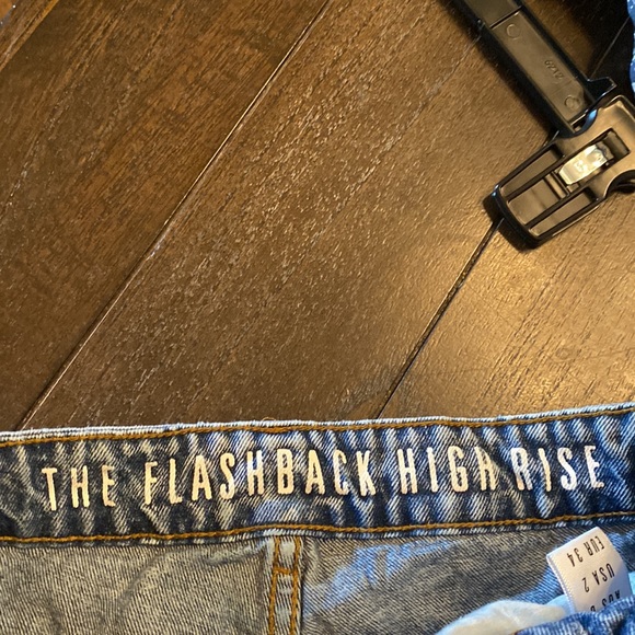 Cotton On the Flashback high rise shorts size 2 - Picture 3 of 5